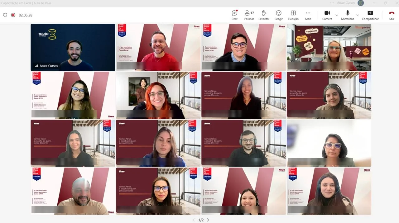Aula ao vivo do treinamento de Excel In Company com o time da Newe Seguros em chamada on-line